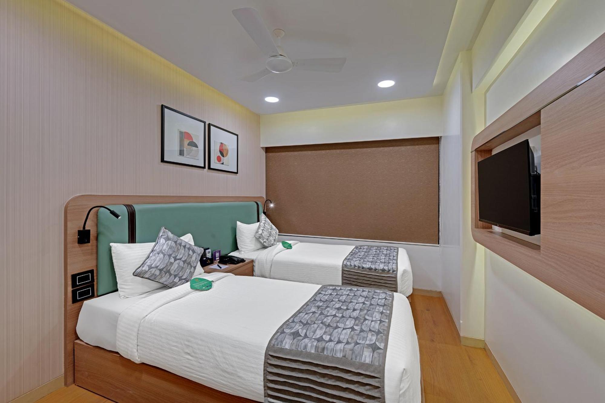 Click Hotels Andheri Midc Bombay Esterno foto