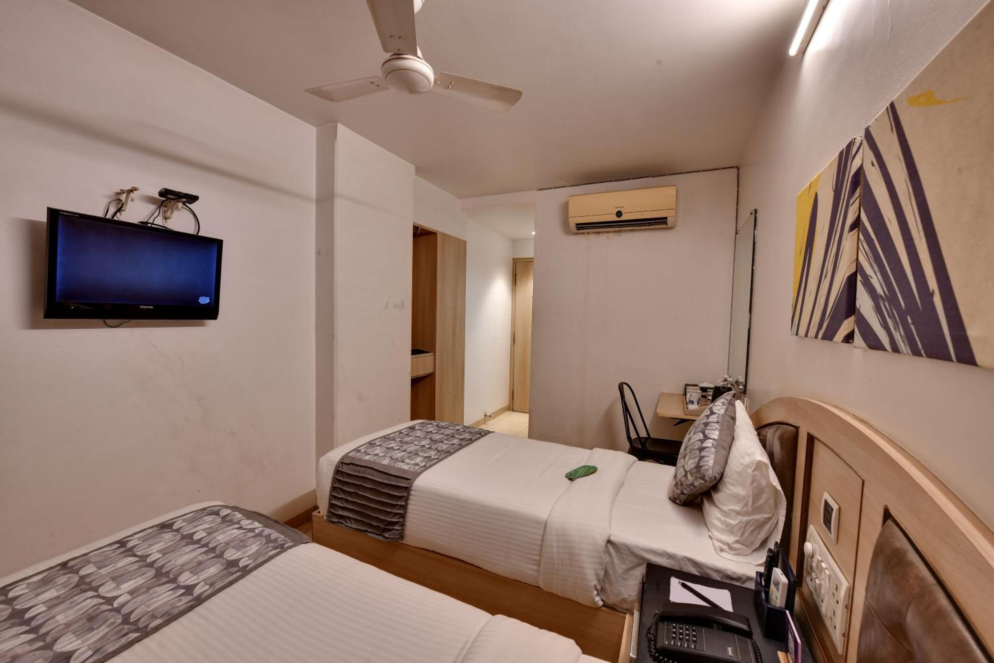 Click Hotels Andheri Midc Bombay Esterno foto