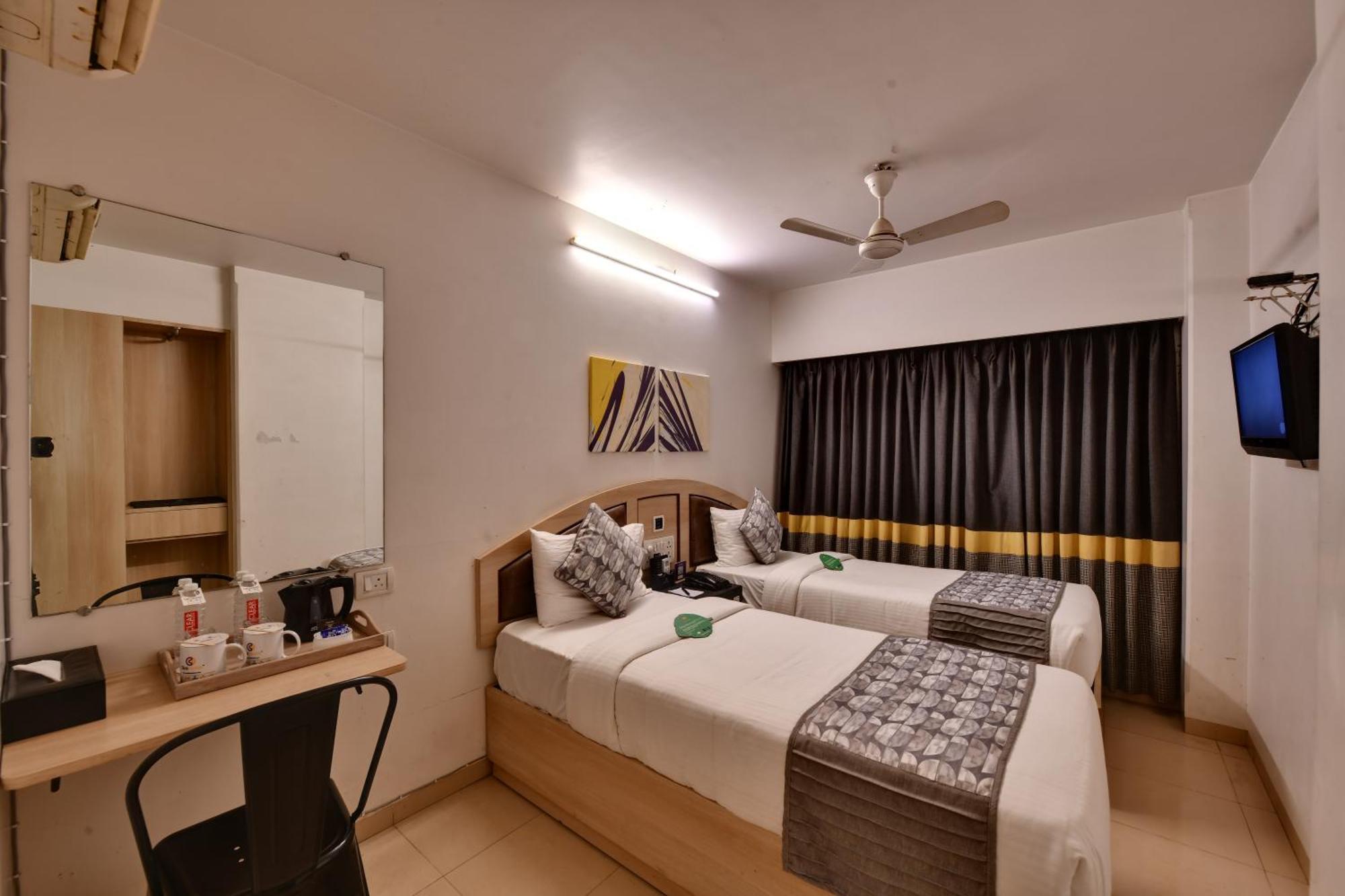 Click Hotels Andheri Midc Bombay Esterno foto