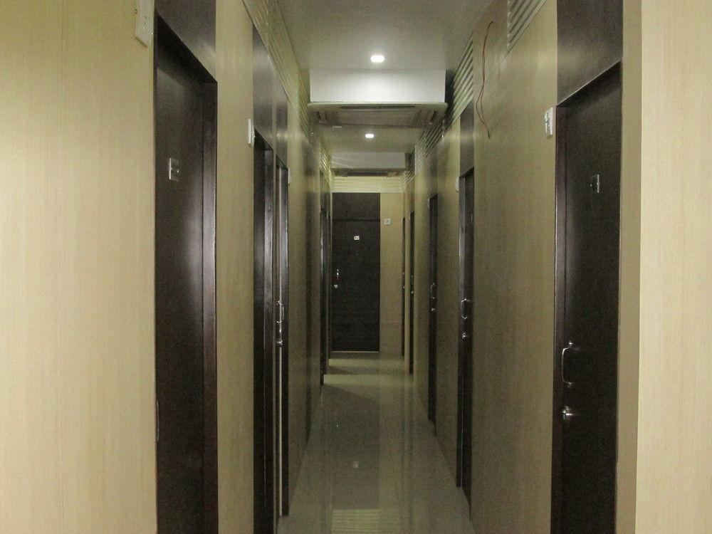 Click Hotels Andheri Midc Bombay Esterno foto
