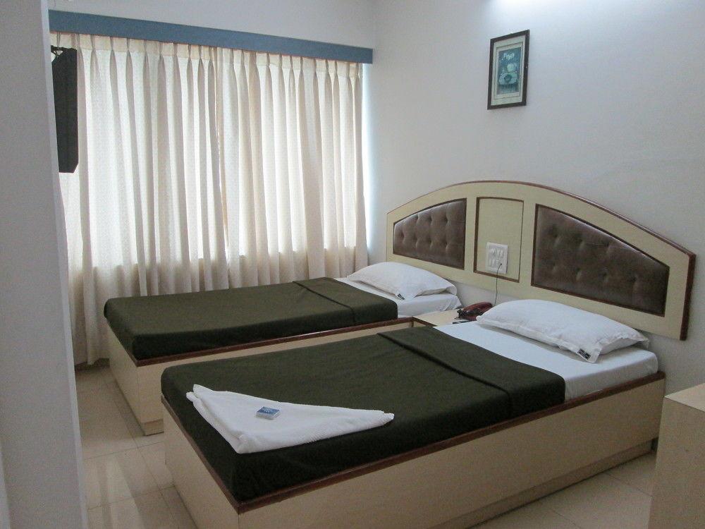 Click Hotels Andheri Midc Bombay Esterno foto